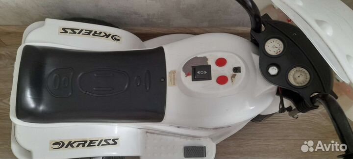 Детская машина каталка бу