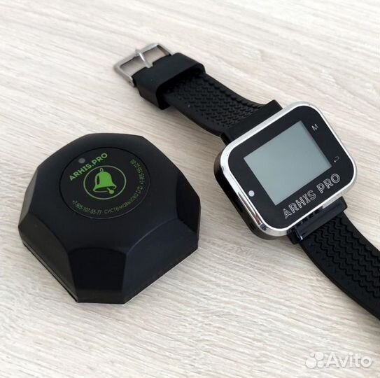 Кнопка вызова официанта персонала и часы Практик