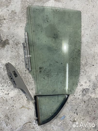Боковое стекло королла аксио