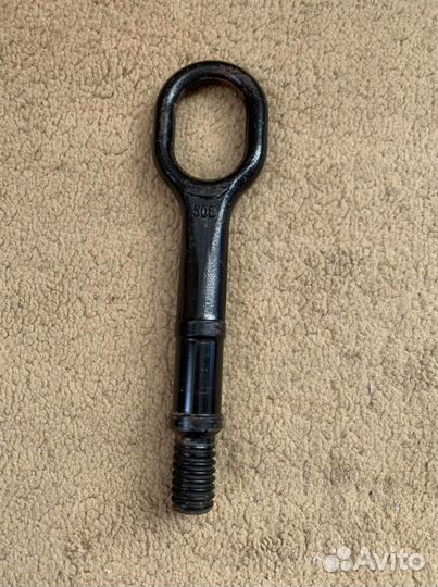 Буксировочный крюк Volkswagen Audi Skoda