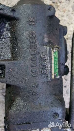 Рулевой редуктор сервотроник е34