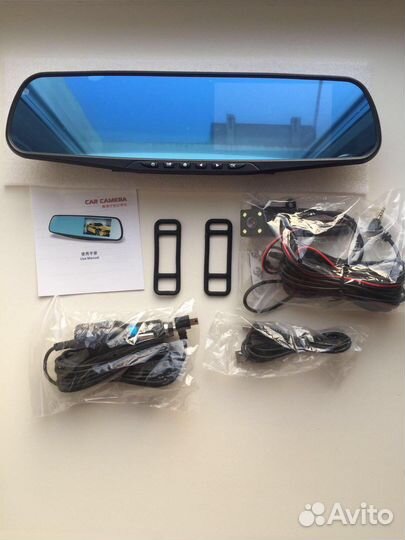 Зеркало видеорегистратор с камерой заднего вида