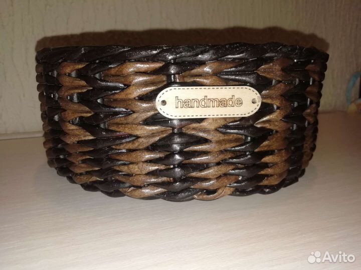 Корзины плетёные из бумажной лозы