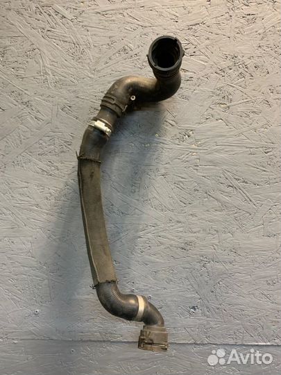 Патрубок системы охлаждения Audi A6 C7 cdnb 2014