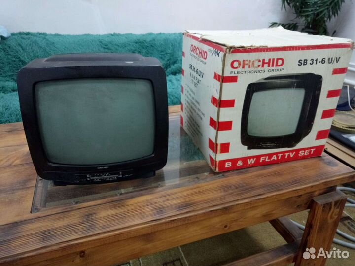 Телевизор с радиоприемником