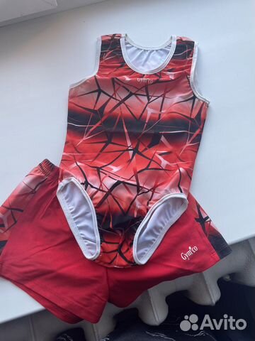 Гимнастический купальник для мальчика