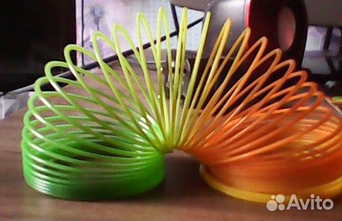 Продам пружинку радуга