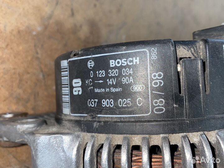 Генератор 037903025C 90А 1.6л Гольф 4 AKL