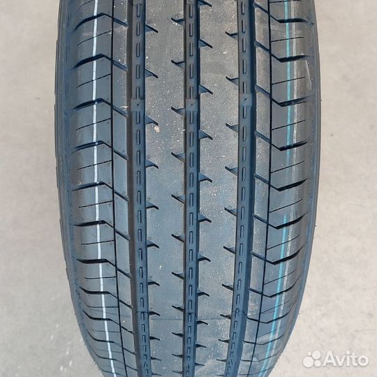 Triangle Connex Van TV701 215/65 R15C 104T