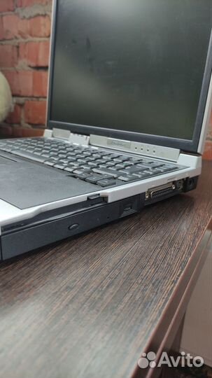 Ноутбук из 2000ых годов. Рабочий раритет