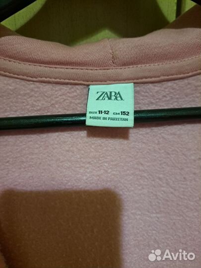 Стильная удобная кофта на молнии zara