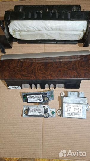 Подушка безопасности SRS Lincoln Town Car