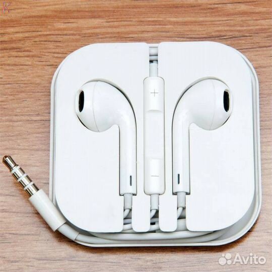 Проводная гарнитура, наушники