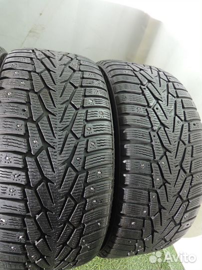 Nokian Tyres Hakkapeliitta 7 SUV 295/40 R21