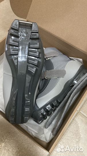 Лыжные ботинки spine