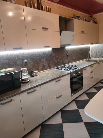 3-к. квартира, 114,4 м², 4/10 эт.