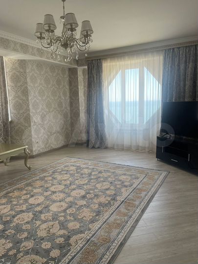3-к. квартира, 150 м², 13/15 эт.