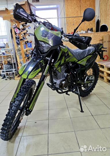 Новинка Regulmoto Sport-003 Z 2025