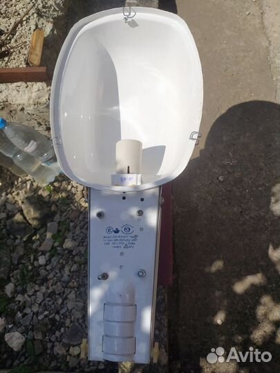 Фонарь уличный