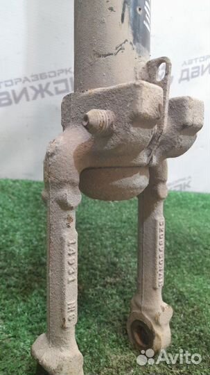 Амортизатор передний правый Jeep Commander 3.0