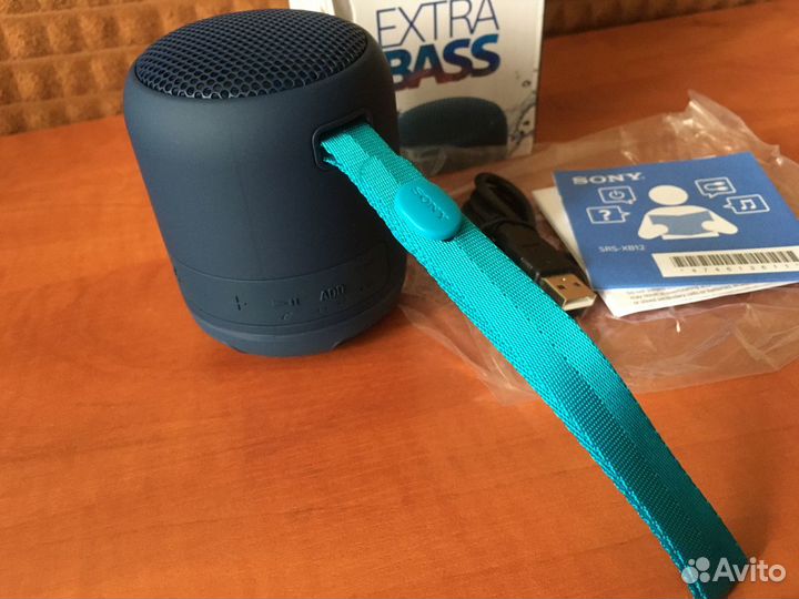 Портативная колонка Sony SRS-XB12
