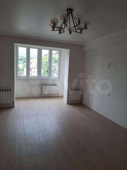 2-к. квартира, 102 м², 4/6 эт.