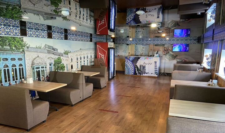 Помещение под общепит / коммерцию, 215 м²