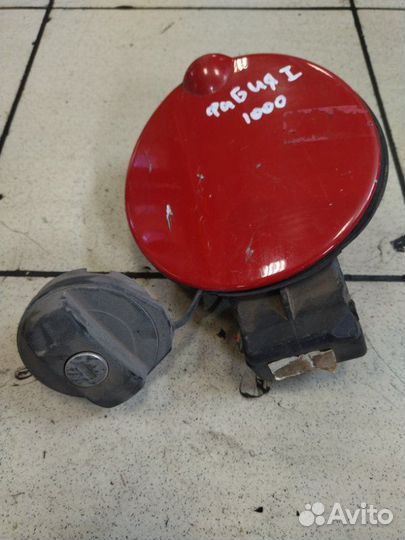 Лючок бензобака Skoda Fabia 1