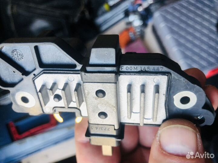 Регулятор напряжения генератора