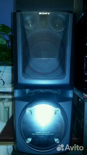 Музыкальные центры,колонки