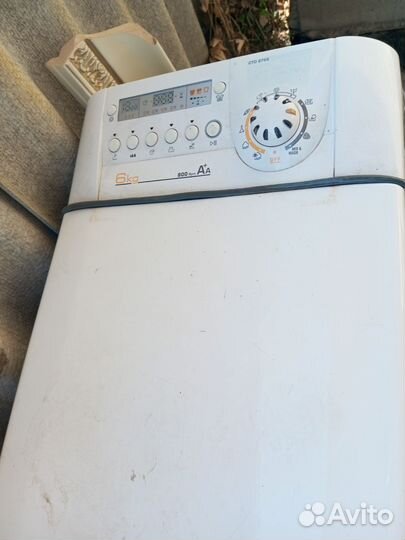 Стиральная машина с вертикальной загрузкой