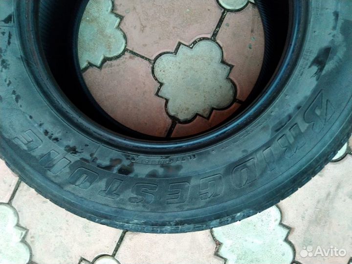 Bridgestone Dueler H/T 265/65 R17