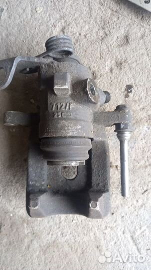 Суппорт Пежо 308