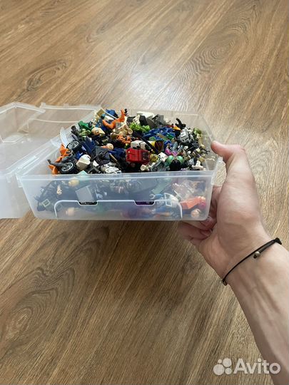 Lego фигурки