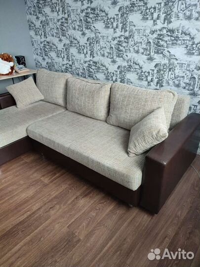 Угловой диван