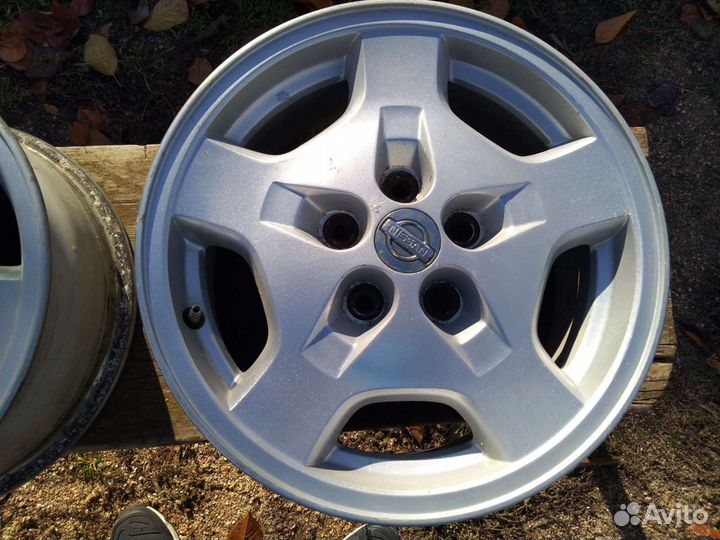 Диск литые r16