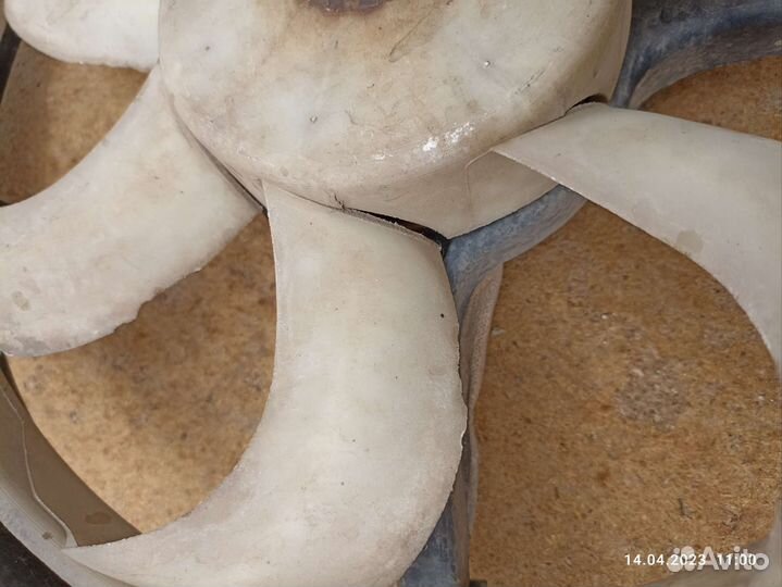 Моторчик вентилятора охлаждения Geely Mk