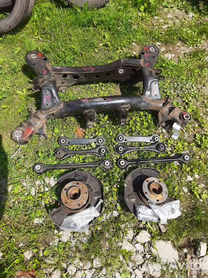 Кулаки задние bmw e81 e87 e90 e92