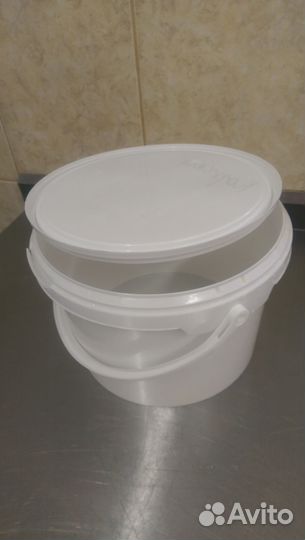 Ведра пластиковое, 5л, с крышкой, б/у