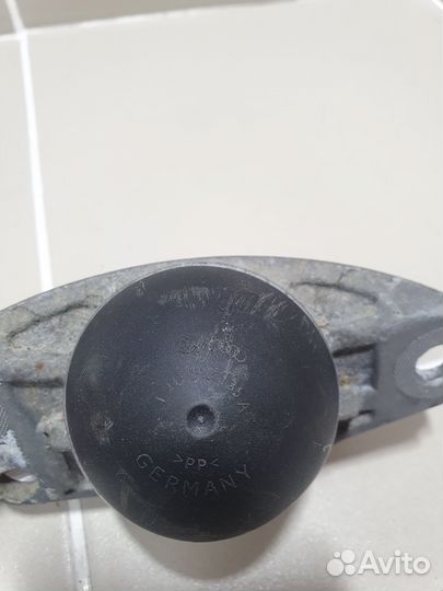 Опора заднего амортизатора VW B7, Audi A3, Octavia