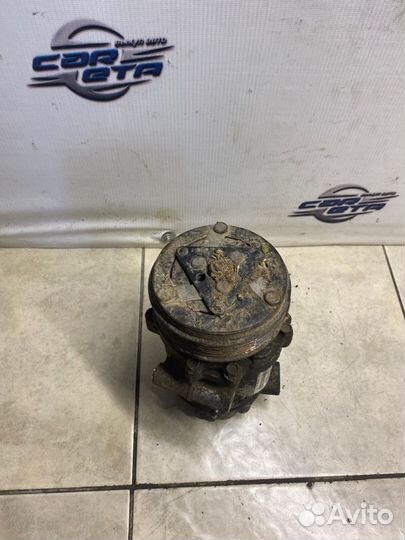 Компрессор кондиционера Volkswagen Polo седан 1.6