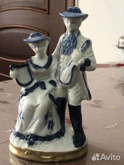 Керамические статуи