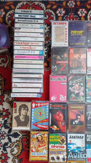 Аудиокассеты с записью