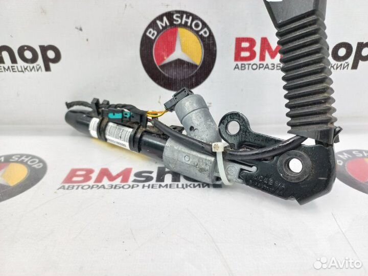 Пиропатрон ремня левый Bmw X5 E70 N57D30A 2011