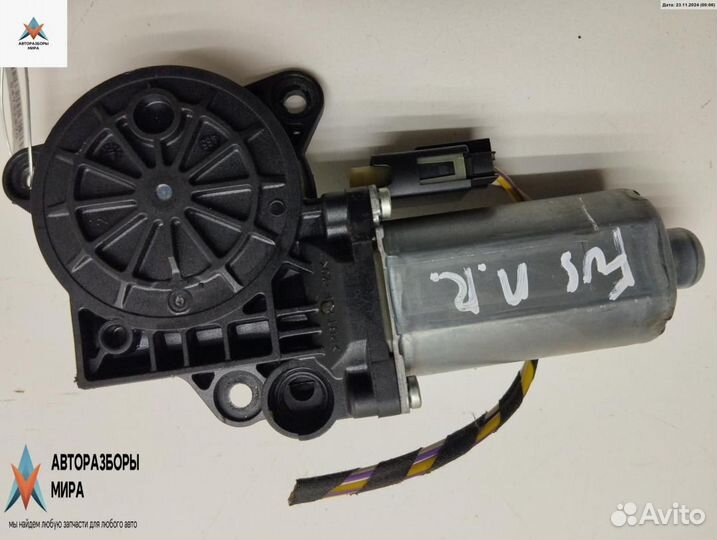 Моторчик стеклоподъемника передний правый Ford