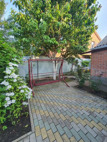 Дом 71 м² на участке 1,9 сот.