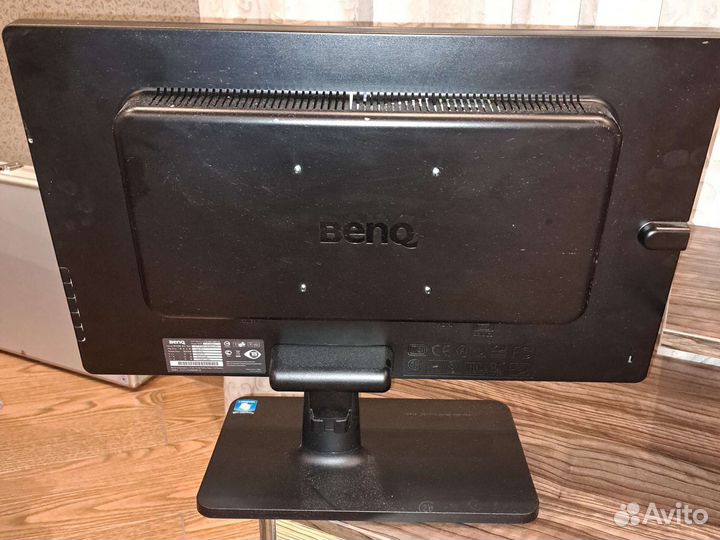 Монитор benq