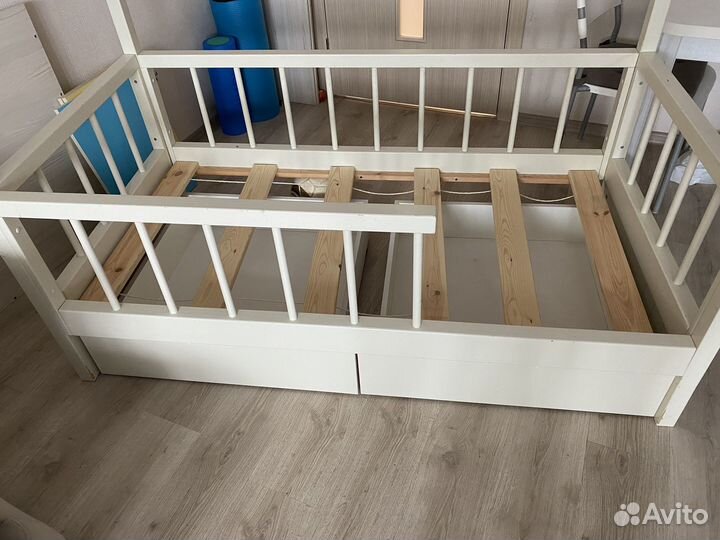 Кровать домик, 80*160 + матрас