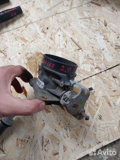 Дросельная заслонка Ford Focus 1 zx4 2.0 л