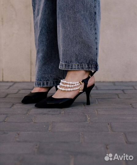 Обувь на каблуке шанель